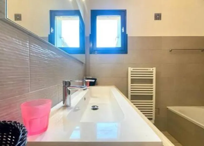 A Marina Di Fiori - 8 Pers *