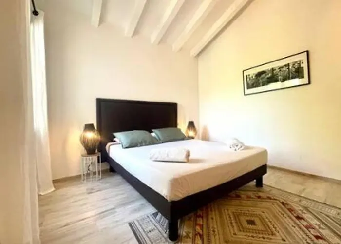 A Marina Di Fiori - 8 Pers *